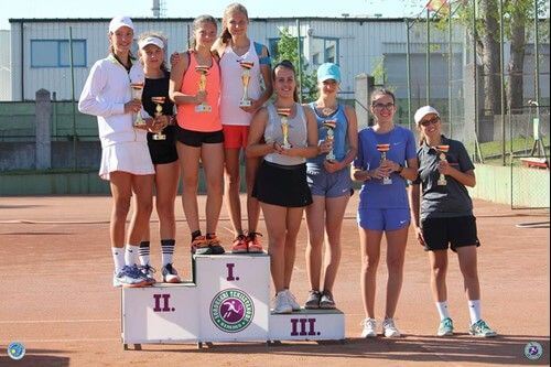 OUR STUDENT, ANDREA BURGUETE, FINALIST AT THE HUNGARIAN OPEN SUB 16.
